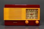 Garod 1B55L ’Drop-Handle’ Radio in Merlot + Yellow Catalin